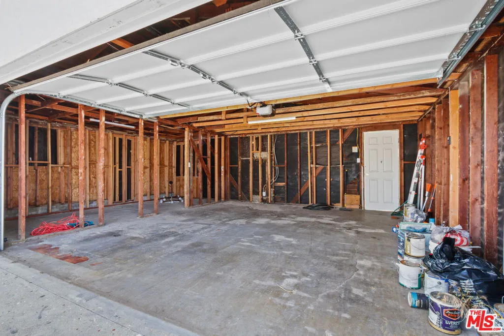 3620 5th Avenue, Los Angeles, California 90018 home-pic-32